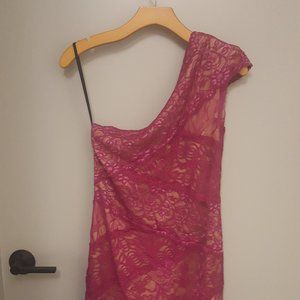 Bebe Lace One-Shoulder Dress